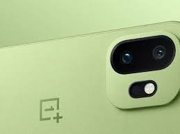 OnePlus 15T 50MP dual camera with telephoto zoom and OIS