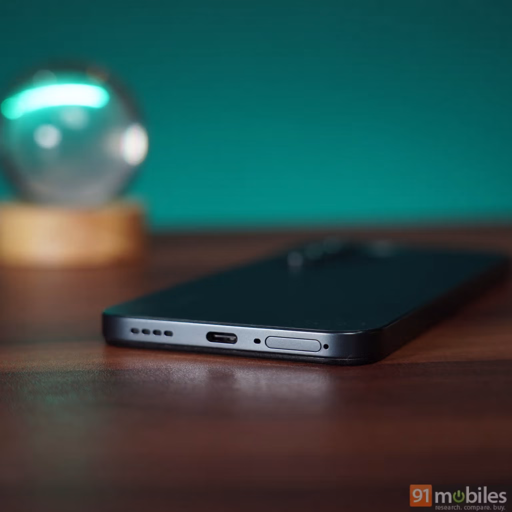 Realme C83 7000mAh battery with 15W charging and long battery life