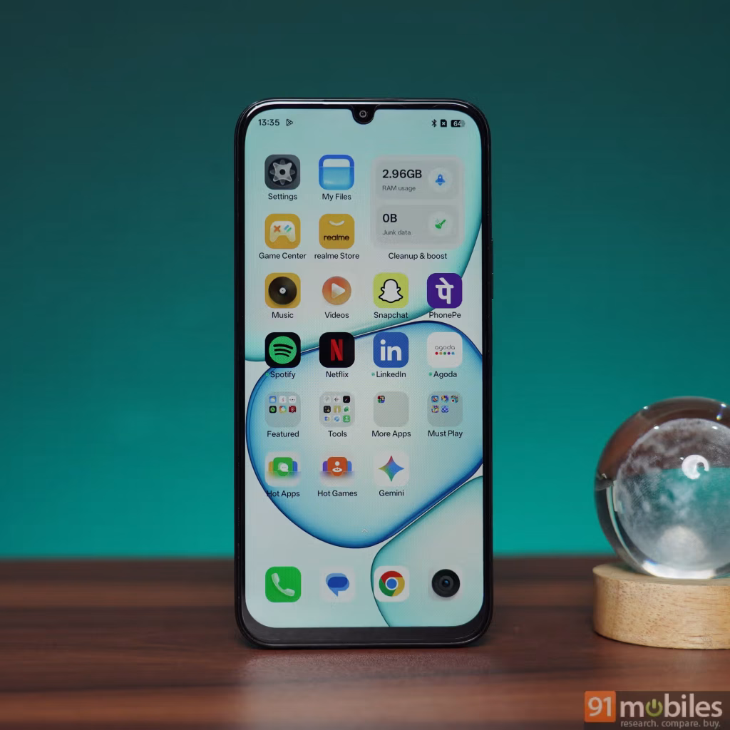 Realme C83 6.8 inch IPS display with high refresh rate screen